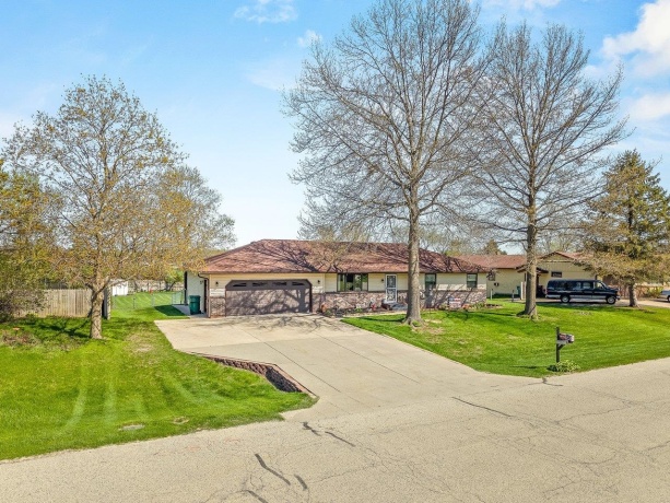 11785 Balsa, ROSCOE, Illinois 61073, 3 Bedrooms Bedrooms, ,2 BathroomsBathrooms,House,For Sale,Balsa,202602225