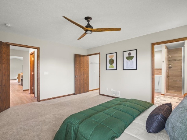 4942 Vail, CALEDONIA, Illinois 61011, 5 Bedrooms Bedrooms, ,3 BathroomsBathrooms,House,For Sale,Vail,202602226