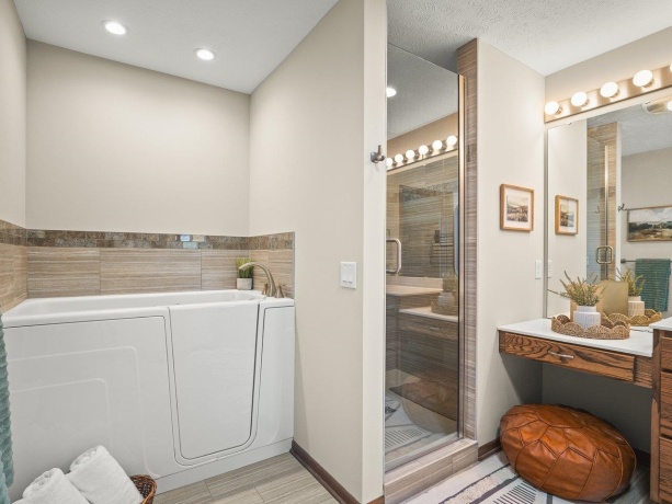 4942 Vail, CALEDONIA, Illinois 61011, 5 Bedrooms Bedrooms, ,3 BathroomsBathrooms,House,For Sale,Vail,202602226