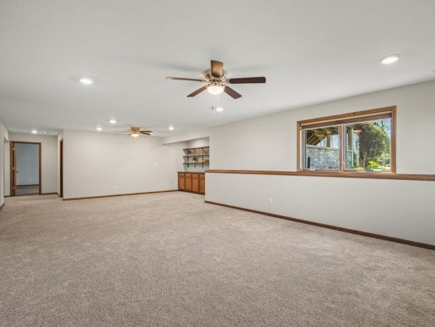 4942 Vail, CALEDONIA, Illinois 61011, 5 Bedrooms Bedrooms, ,3 BathroomsBathrooms,House,For Sale,Vail,202602226