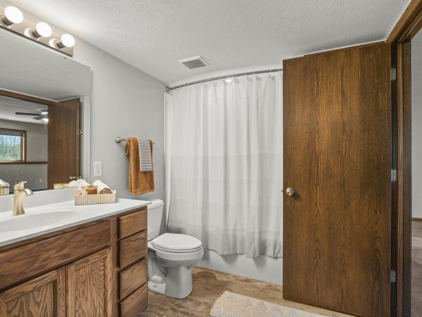 4942 Vail, CALEDONIA, Illinois 61011, 5 Bedrooms Bedrooms, ,3 BathroomsBathrooms,House,For Sale,Vail,202602226