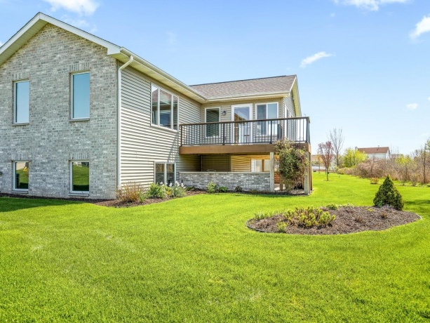 4942 Vail, CALEDONIA, Illinois 61011, 5 Bedrooms Bedrooms, ,3 BathroomsBathrooms,House,For Sale,Vail,202602226