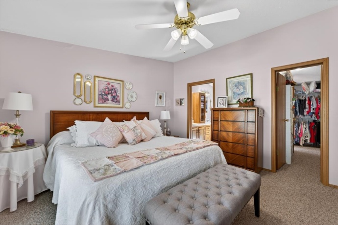 2288 Blossom, BELVIDERE, Illinois 61008, 3 Bedrooms Bedrooms, ,2 BathroomsBathrooms,House,For Sale,Blossom,202602227