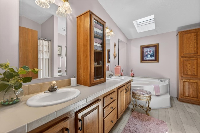 2288 Blossom, BELVIDERE, Illinois 61008, 3 Bedrooms Bedrooms, ,2 BathroomsBathrooms,House,For Sale,Blossom,202602227