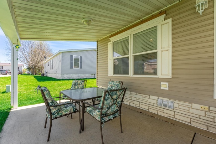 2288 Blossom, BELVIDERE, Illinois 61008, 3 Bedrooms Bedrooms, ,2 BathroomsBathrooms,House,For Sale,Blossom,202602227