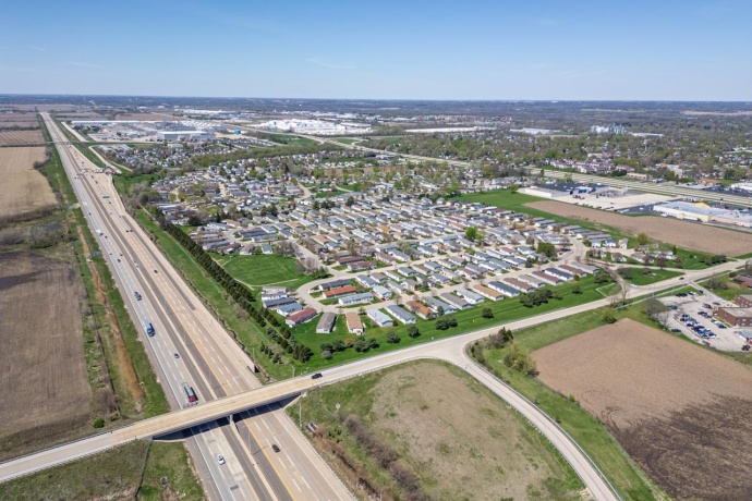 2288 Blossom, BELVIDERE, Illinois 61008, 3 Bedrooms Bedrooms, ,2 BathroomsBathrooms,House,For Sale,Blossom,202602227