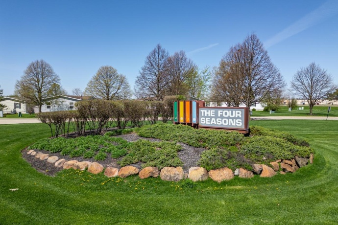 2288 Blossom, BELVIDERE, Illinois 61008, 3 Bedrooms Bedrooms, ,2 BathroomsBathrooms,House,For Sale,Blossom,202602227