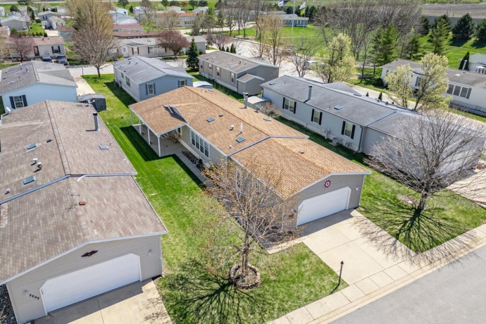 2288 Blossom, BELVIDERE, Illinois 61008, 3 Bedrooms Bedrooms, ,2 BathroomsBathrooms,House,For Sale,Blossom,202602227