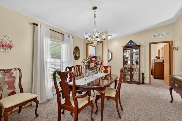 2288 Blossom, BELVIDERE, Illinois 61008, 3 Bedrooms Bedrooms, ,2 BathroomsBathrooms,House,For Sale,Blossom,202602227