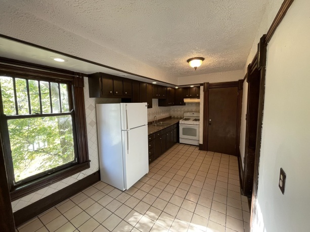 515 GROVE, ROCKFORD, Illinois 61104, ,2 Units,For Sale,GROVE,202602228