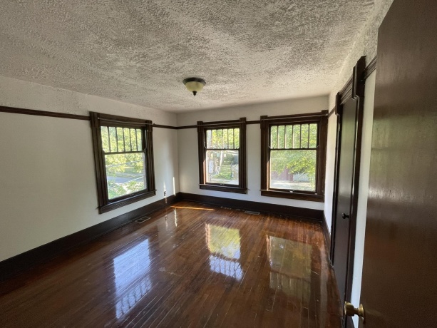 515 GROVE, ROCKFORD, Illinois 61104, ,2 Units,For Sale,GROVE,202602228