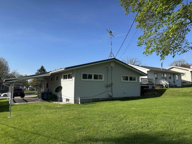 1626 SUPERIOR, SAVANNA, Illinois 61074, 2 Bedrooms Bedrooms, ,1 BathroomBathrooms,House,For Sale,SUPERIOR,202602229