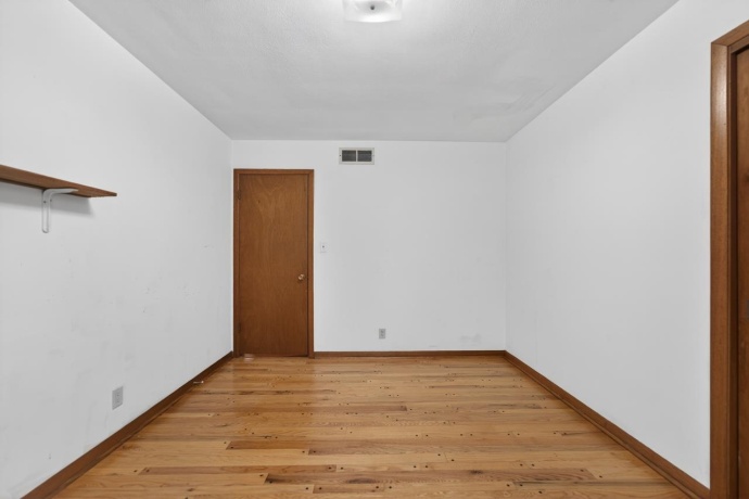 1407 Bolkinwood, FREEPORT, Illinois 61032, 4 Bedrooms Bedrooms, ,3 BathroomsBathrooms,House,For Sale,Bolkinwood,202602232