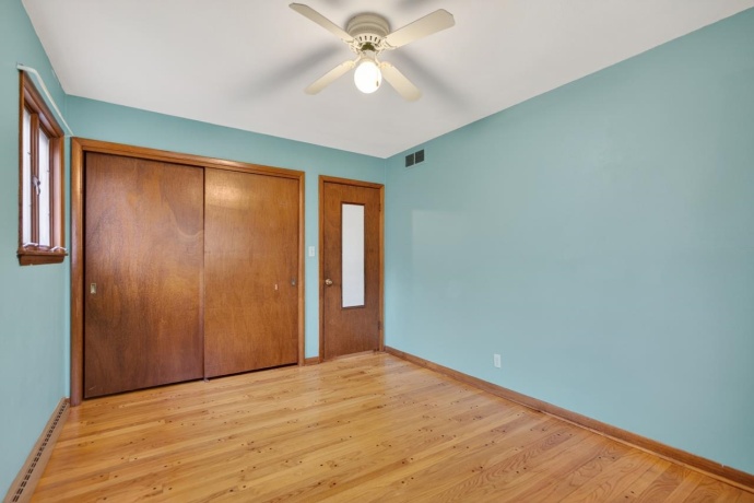 1407 Bolkinwood, FREEPORT, Illinois 61032, 4 Bedrooms Bedrooms, ,3 BathroomsBathrooms,House,For Sale,Bolkinwood,202602232