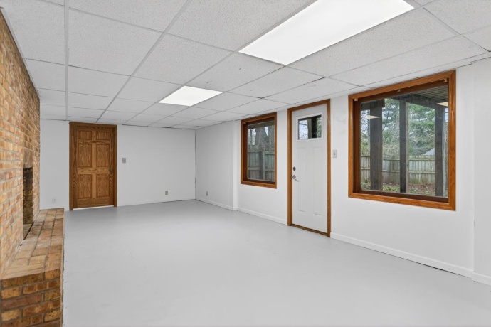 1407 Bolkinwood, FREEPORT, Illinois 61032, 4 Bedrooms Bedrooms, ,3 BathroomsBathrooms,House,For Sale,Bolkinwood,202602232