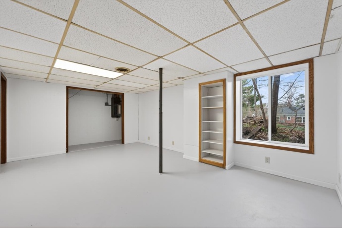 1407 Bolkinwood, FREEPORT, Illinois 61032, 4 Bedrooms Bedrooms, ,3 BathroomsBathrooms,House,For Sale,Bolkinwood,202602232