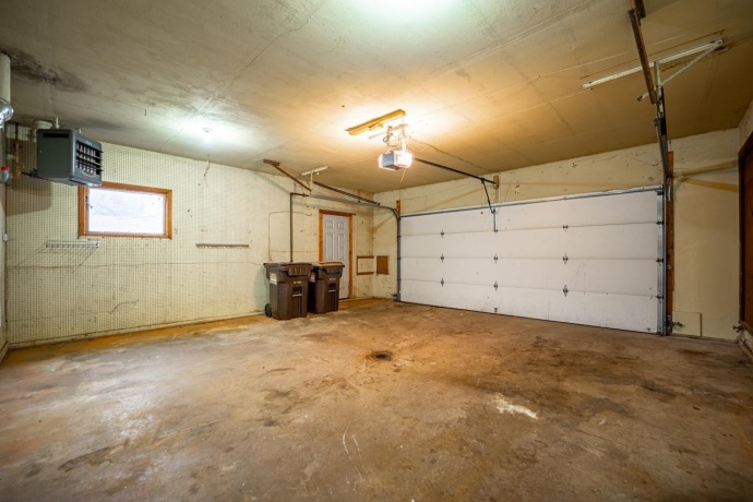 1407 Bolkinwood, FREEPORT, Illinois 61032, 4 Bedrooms Bedrooms, ,3 BathroomsBathrooms,House,For Sale,Bolkinwood,202602232