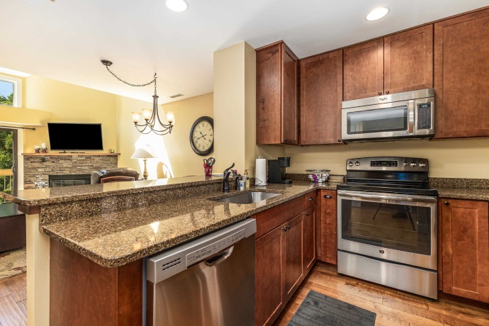 C9 Long Bay Point, GALENA, Illinois 61036, 2 Bedrooms Bedrooms, ,2 BathroomsBathrooms,Condominium,For Sale,Long Bay Point,202602234