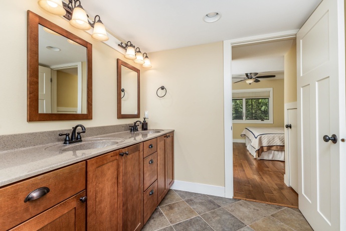 C9 Long Bay Point, GALENA, Illinois 61036, 2 Bedrooms Bedrooms, ,2 BathroomsBathrooms,Condominium,For Sale,Long Bay Point,202602234