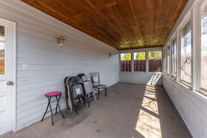 4132-4134 Crosby, ROCKFORD, Illinois 61107, ,2 Units,For Sale,Crosby,202602236