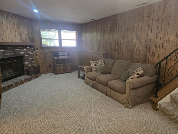 6174 Carlsburg, ROCKFORD, Illinois 61109, 4 Bedrooms Bedrooms, ,2 BathroomsBathrooms,House,For Sale,Carlsburg,202602237