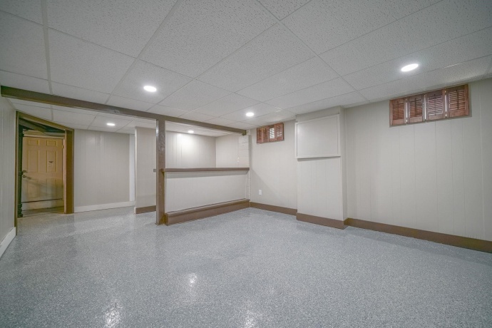 1529 Benton, ROCKFORD, Illinois 61107, 4 Bedrooms Bedrooms, ,2 BathroomsBathrooms,House,For Sale,Benton,202602238