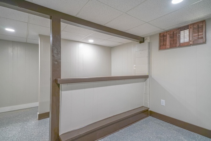 1529 Benton, ROCKFORD, Illinois 61107, 4 Bedrooms Bedrooms, ,2 BathroomsBathrooms,House,For Sale,Benton,202602238