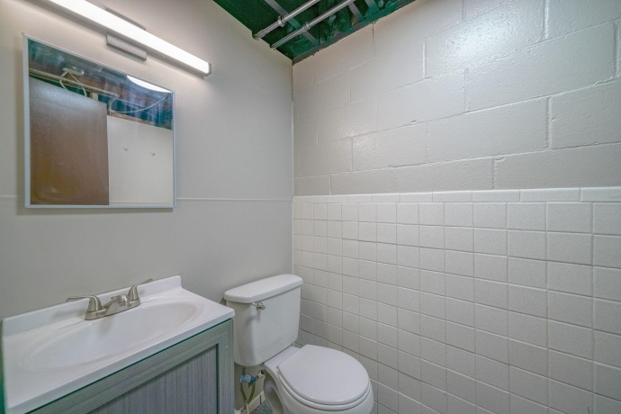 1529 Benton, ROCKFORD, Illinois 61107, 4 Bedrooms Bedrooms, ,2 BathroomsBathrooms,House,For Sale,Benton,202602238