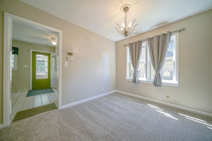 1529 Benton, ROCKFORD, Illinois 61107, 4 Bedrooms Bedrooms, ,2 BathroomsBathrooms,House,For Sale,Benton,202602238