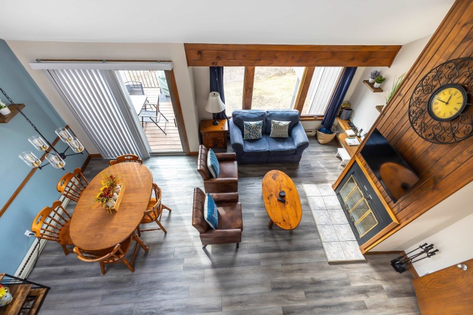 106 Plum Cove, GALENA, Illinois 61036, 2 Bedrooms Bedrooms, ,2 BathroomsBathrooms,Condominium,For Sale,Plum Cove,202602239