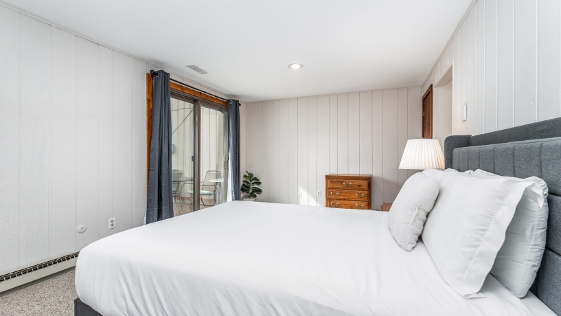 106 Plum Cove, GALENA, Illinois 61036, 2 Bedrooms Bedrooms, ,2 BathroomsBathrooms,Condominium,For Sale,Plum Cove,202602239