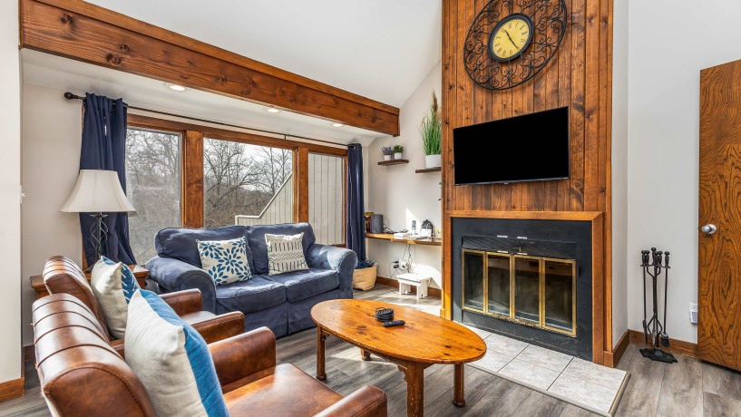 106 Plum Cove, GALENA, Illinois 61036, 2 Bedrooms Bedrooms, ,2 BathroomsBathrooms,Condominium,For Sale,Plum Cove,202602239