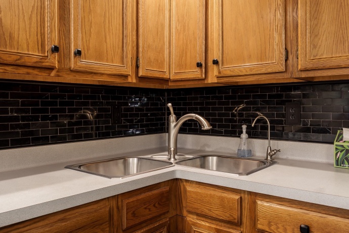 4701 Linview, ROCKFORD, Illinois 61109, 3 Bedrooms Bedrooms, ,2 BathroomsBathrooms,House,For Sale,Linview,202602241