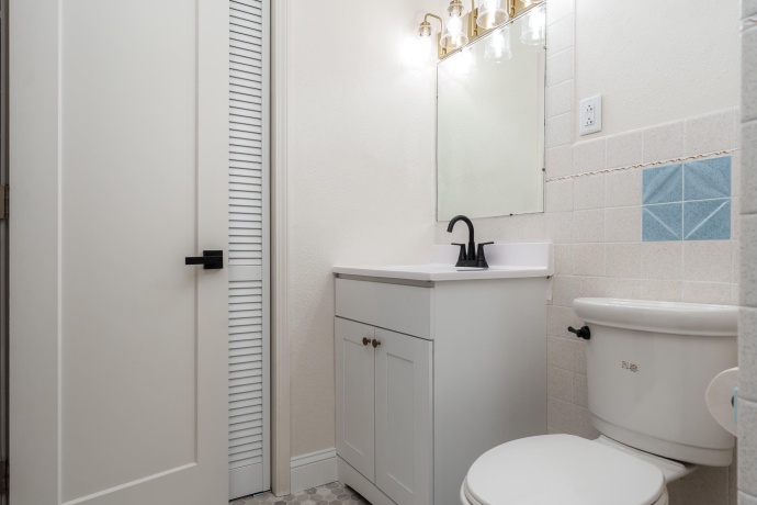 4701 Linview, ROCKFORD, Illinois 61109, 3 Bedrooms Bedrooms, ,2 BathroomsBathrooms,House,For Sale,Linview,202602241