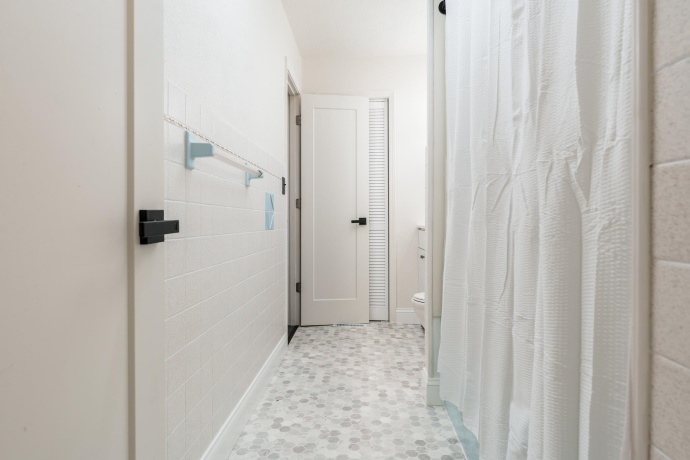 4701 Linview, ROCKFORD, Illinois 61109, 3 Bedrooms Bedrooms, ,2 BathroomsBathrooms,House,For Sale,Linview,202602241