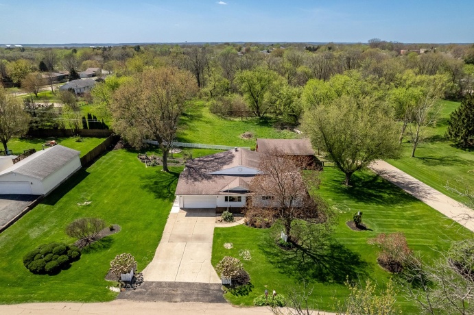 4701 Linview, ROCKFORD, Illinois 61109, 3 Bedrooms Bedrooms, ,2 BathroomsBathrooms,House,For Sale,Linview,202602241