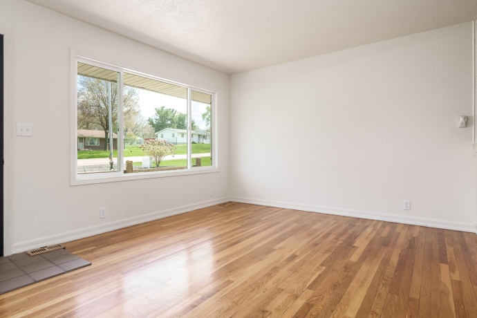 4701 Linview, ROCKFORD, Illinois 61109, 3 Bedrooms Bedrooms, ,2 BathroomsBathrooms,House,For Sale,Linview,202602241