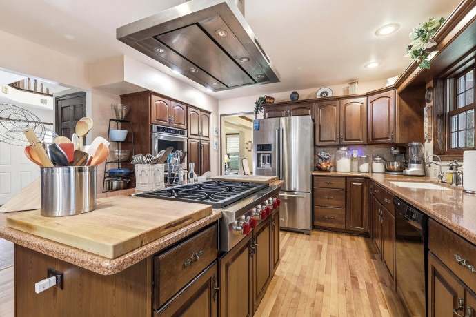 1967 Cross, GALENA, Illinois 61036, 4 Bedrooms Bedrooms, ,2 BathroomsBathrooms,House,For Sale,Cross,202602244