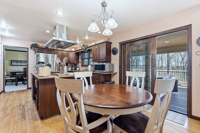 1967 Cross, GALENA, Illinois 61036, 4 Bedrooms Bedrooms, ,2 BathroomsBathrooms,House,For Sale,Cross,202602244