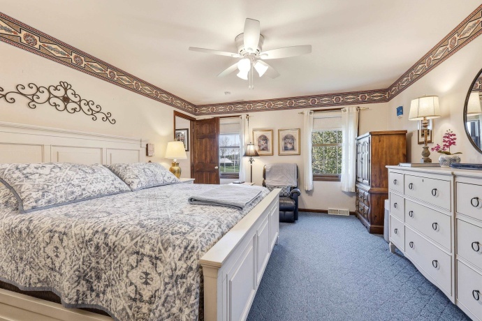 1967 Cross, GALENA, Illinois 61036, 4 Bedrooms Bedrooms, ,2 BathroomsBathrooms,House,For Sale,Cross,202602244