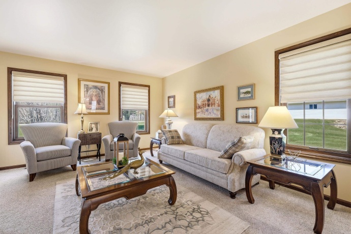 1967 Cross, GALENA, Illinois 61036, 4 Bedrooms Bedrooms, ,2 BathroomsBathrooms,House,For Sale,Cross,202602244