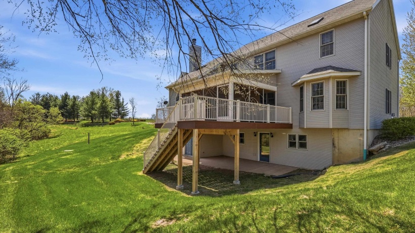 1967 Cross, GALENA, Illinois 61036, 4 Bedrooms Bedrooms, ,2 BathroomsBathrooms,House,For Sale,Cross,202602244