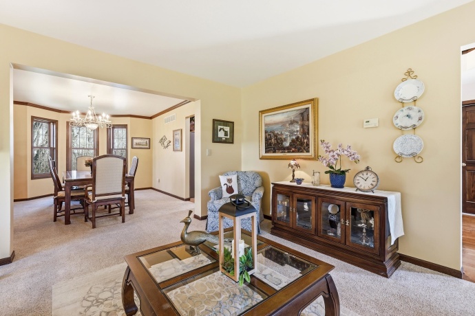 1967 Cross, GALENA, Illinois 61036, 4 Bedrooms Bedrooms, ,2 BathroomsBathrooms,House,For Sale,Cross,202602244