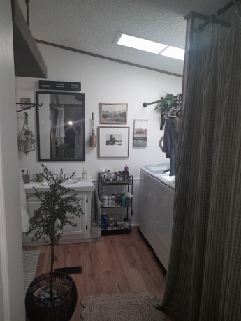 8703 Springwood, ROSCOE, Illinois 61073, 3 Bedrooms Bedrooms, ,2 BathroomsBathrooms,House,For Sale,Springwood,202602247