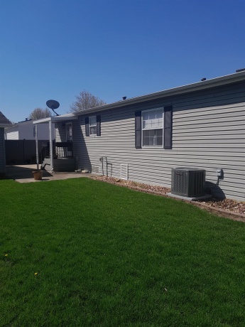 8703 Springwood, ROSCOE, Illinois 61073, 3 Bedrooms Bedrooms, ,2 BathroomsBathrooms,House,For Sale,Springwood,202602247