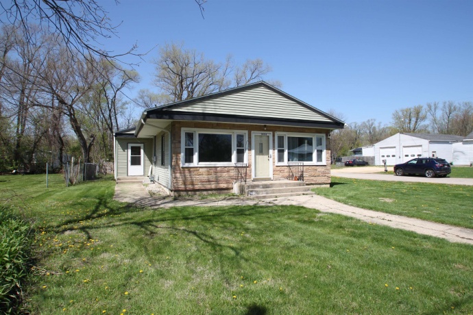 1424 Day, ROCKFORD, Illinois 61101, 2 Bedrooms Bedrooms, ,1 BathroomBathrooms,House,For Sale,Day,202602248