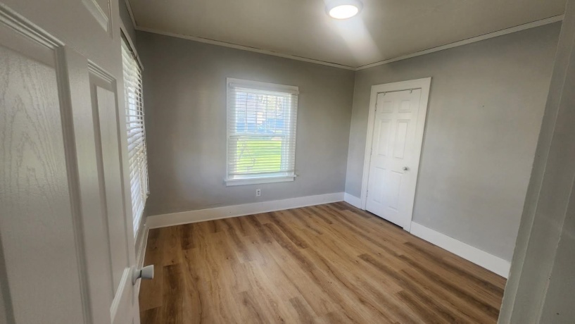 2729 Horton, ROCKFORD, Illinois 61109, 2 Bedrooms Bedrooms, ,1 BathroomBathrooms,House,For Sale,Horton,202602249