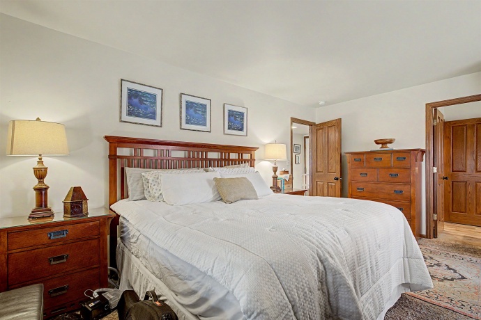 LB11 Long Bay Point, GALENA, Illinois 61036, 1 Bedroom Bedrooms, ,1 BathroomBathrooms,Condominium,For Sale,Long Bay Point,202602252