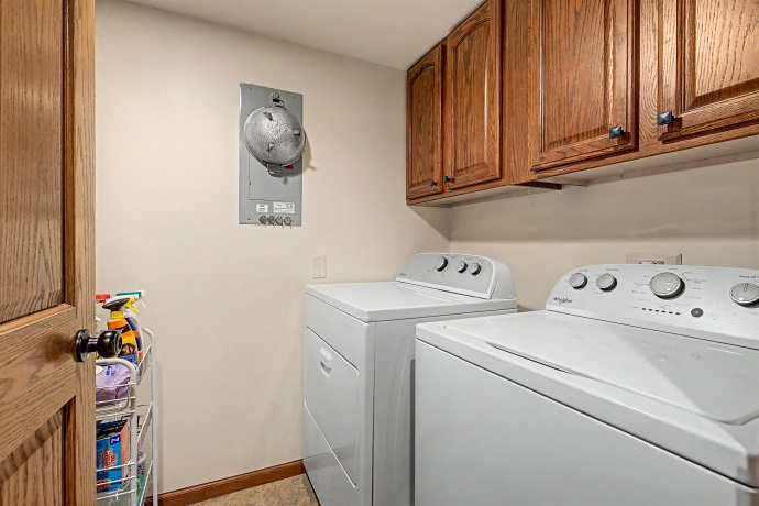 LB11 Long Bay Point, GALENA, Illinois 61036, 1 Bedroom Bedrooms, ,1 BathroomBathrooms,Condominium,For Sale,Long Bay Point,202602252