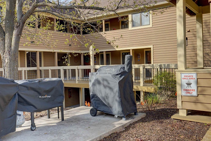 LB11 Long Bay Point, GALENA, Illinois 61036, 1 Bedroom Bedrooms, ,1 BathroomBathrooms,Condominium,For Sale,Long Bay Point,202602252